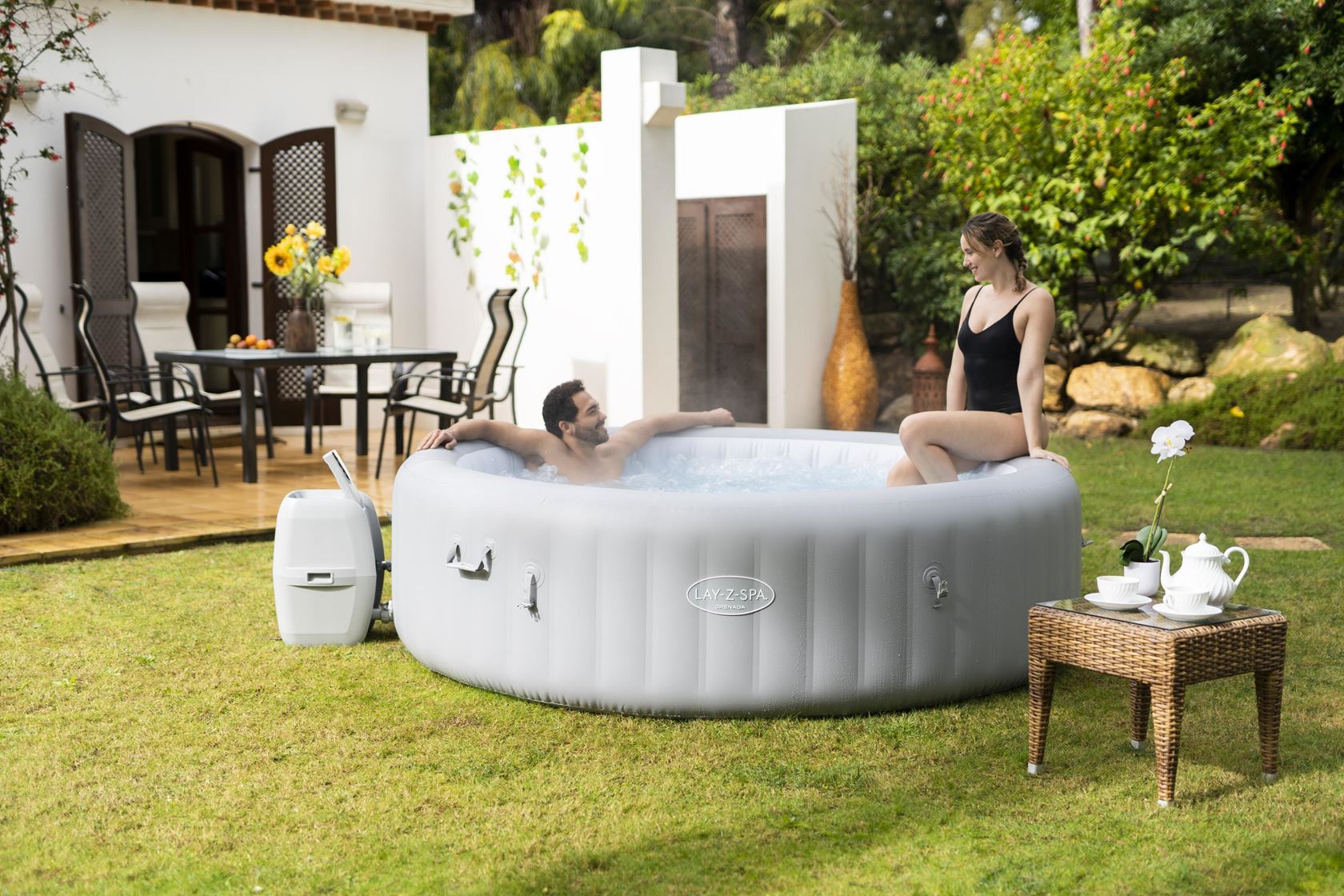 Bestway Lay-Z-Spa Grenada Airjet inflatable spa - 6-8 people