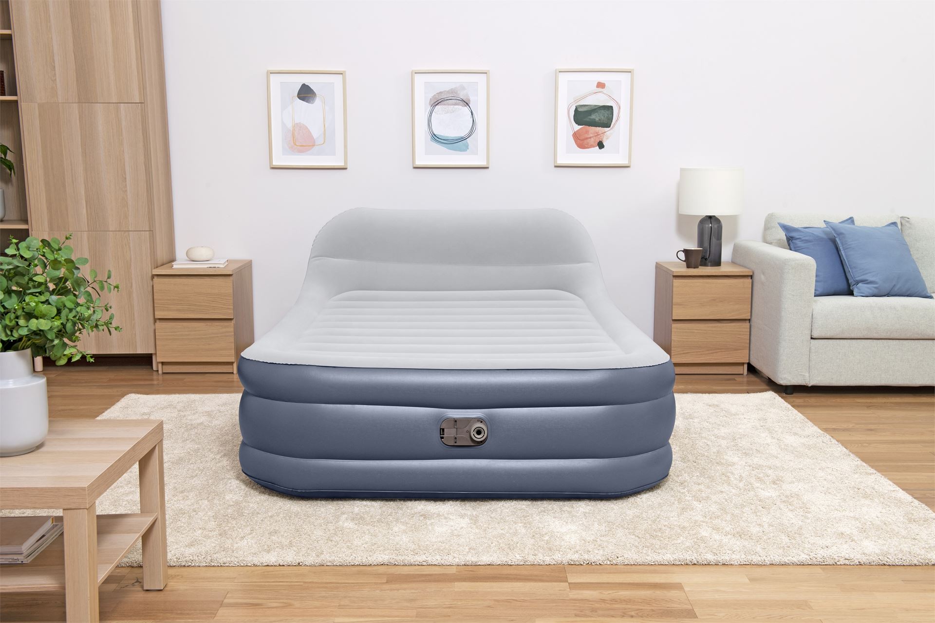 Bestway matelas d'air 'Tritech Queen' - 226x152x84 cm - avec grand oreiller, côté, pompe incorporée et valve de dégonflage - bleu/gris Bestway-2-26m-x-1-52m-x-84cm-Tritech-SleekFlow-Headboard-Air-Mattress-Queen-Built-in-AC-pump