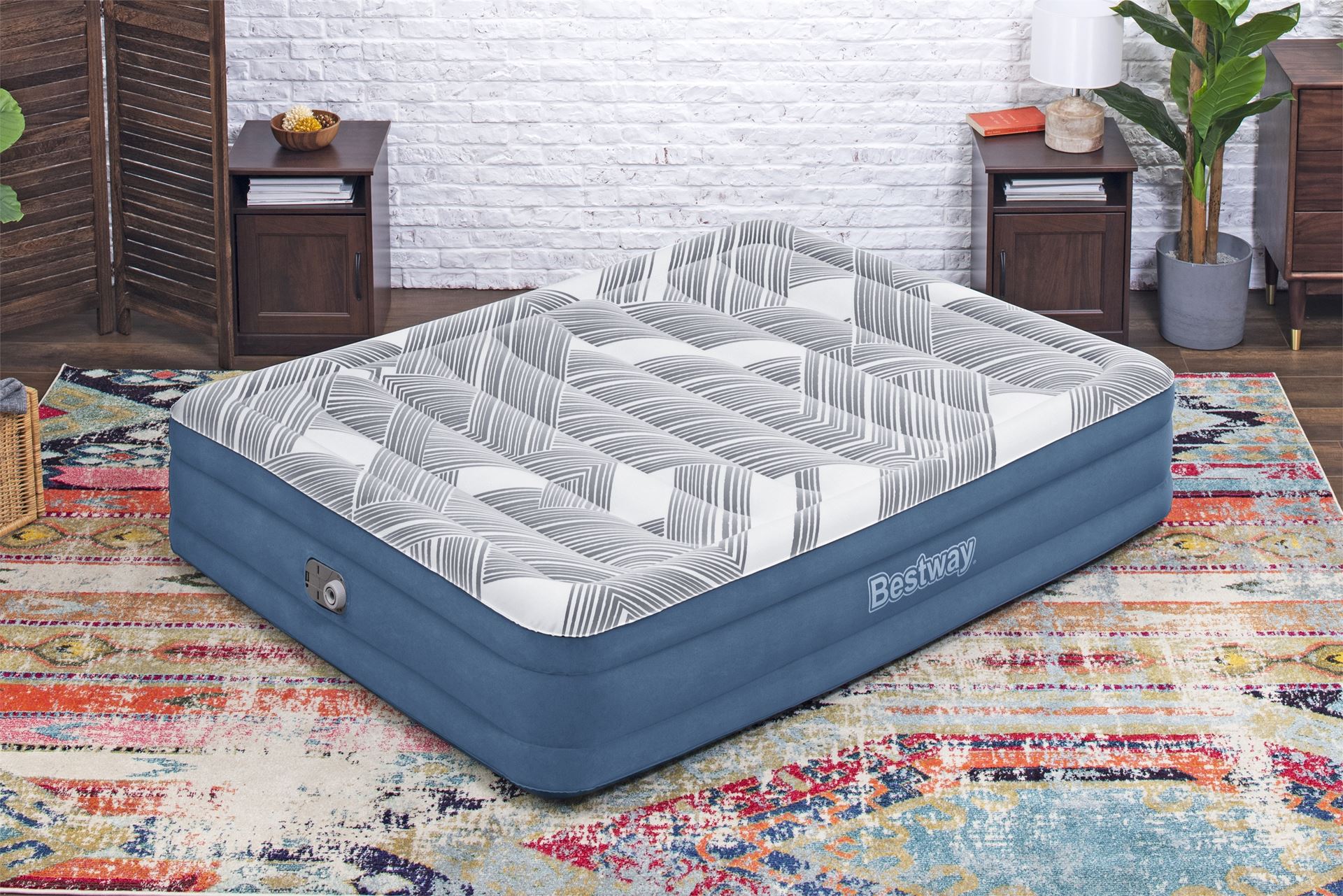 Bestway matelas à air 'Tritech Queen' - 203x152x36 cm - avec côté, pompe intégrée Bestway-2-03m-x-1-52m-x-36cm-Tritech-Fashion-Flock-Air-Mattress-Queen-Built-in-AC-Pump