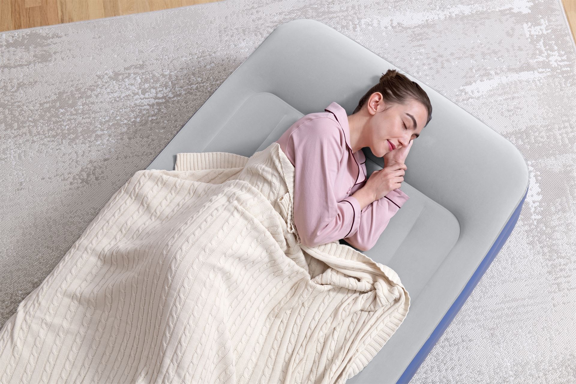 Bestway luchtbed 'Tritech Queen' - 191x97x46 cm - met ingebouwde USB pomp Bestway-1-91m-x-97cm-x-46cm-Tritech-Air-Mattress-Twin-Built-in-AC-Pump